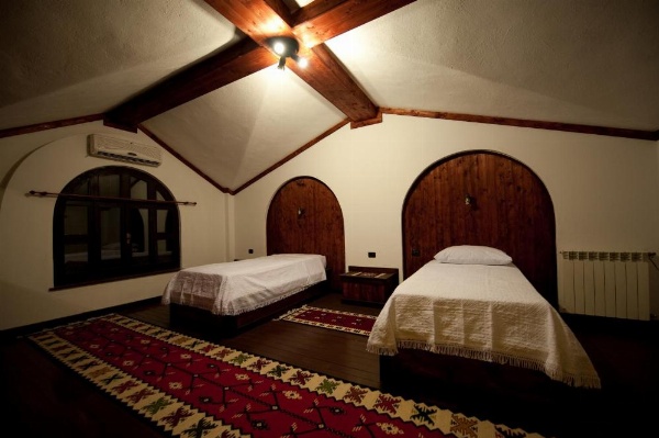 Hotel Restaurant Bujtina e Gjelit image 19