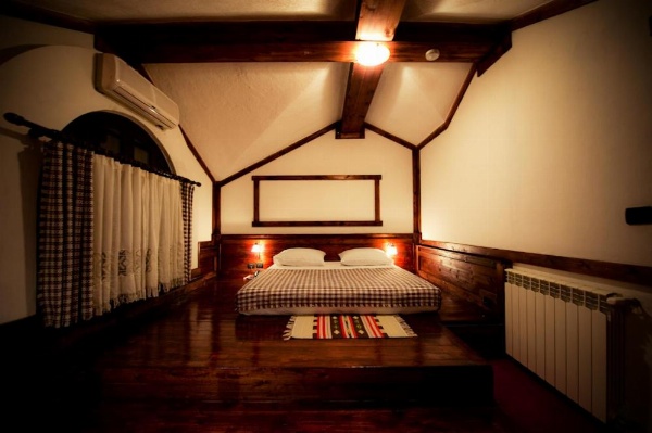 Hotel Restaurant Bujtina e Gjelit image 26