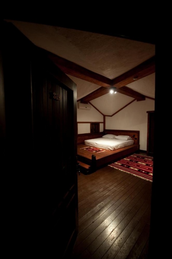 Hotel Restaurant Bujtina e Gjelit image 32